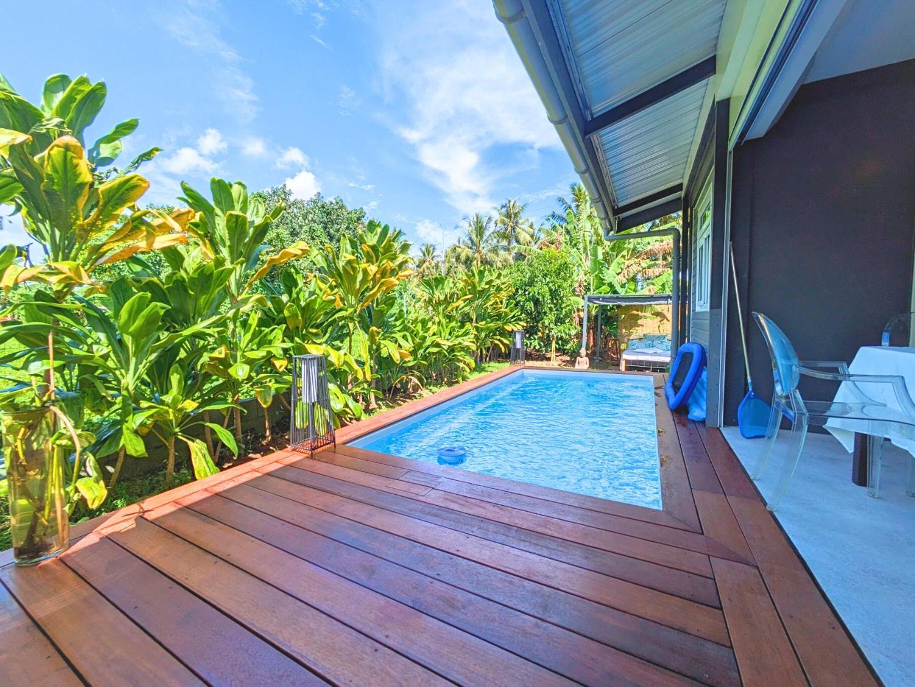 Natura Om Teahupoo Surf Lodge Toanoano Esterno foto
